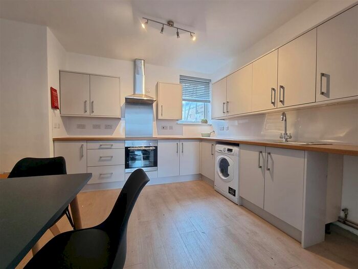 1 Bedroom Property To Rent In Room, Chesterton Road, Cambridge, CB4