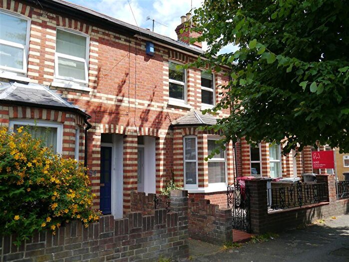 3 Bedroom Terraced House To Rent In Prince Of Wales Avenue, Reading, Berkshire, RG30
