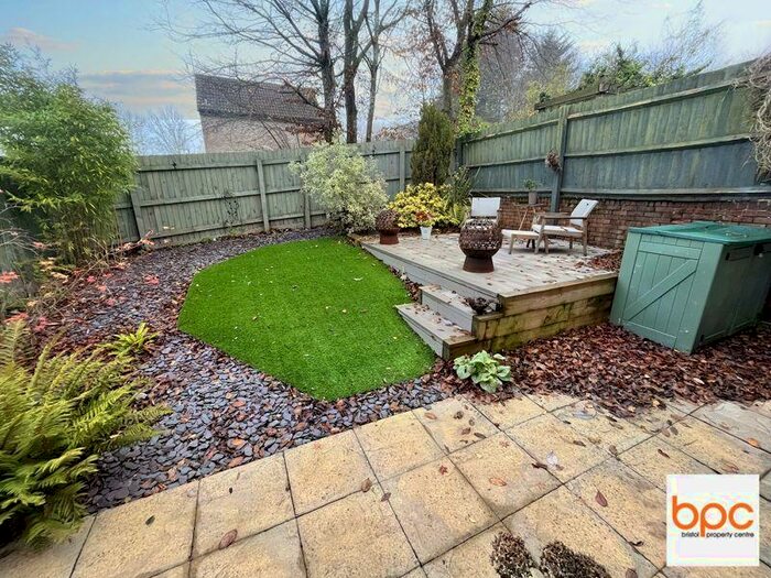 2 Bedroom Semi-Detached House To Rent In Pine Road, Bristol, BS10