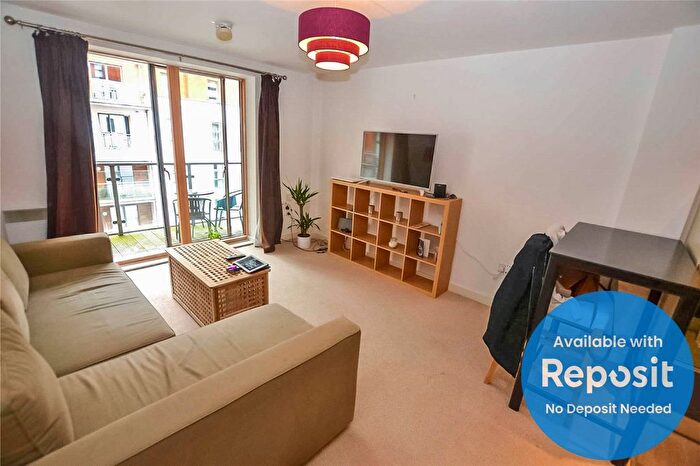 1 Bedroom Flat To Rent In Barton Place, Hornbeam Way, Green Quarter, Manchester, M4
