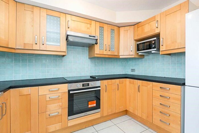 2 Bedroom Flat To Rent In Canning Road, Croydon, CR0