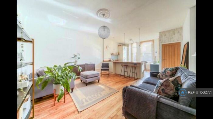 1 Bedroom Flat To Rent In Lower Addiscombe Road, London, CR0