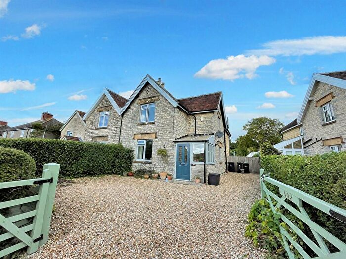 3 Bedroom Cottage For Sale In Pound Road, Thornford, Sherborne, DT9