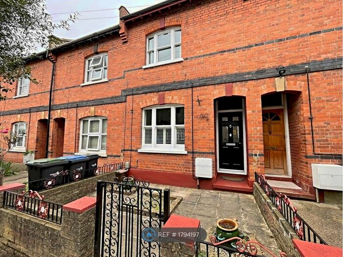 2 Bedroom Terraced House To Rent In Highfield Road, London, N21
