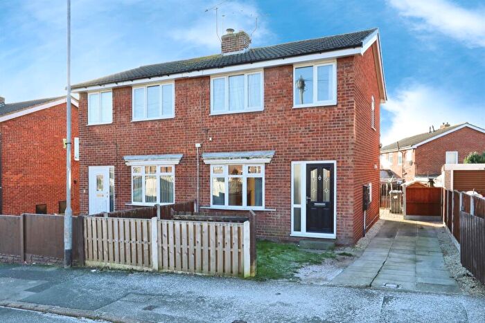 3 Bedroom Semi-Detached House For Sale In West Street, Thurcroft, Rotherham, S66
