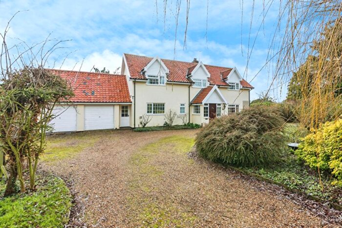 4 Bedroom Detached House For Sale In Manse Lane, Cratfield, Halesworth, Suffolk, IP19