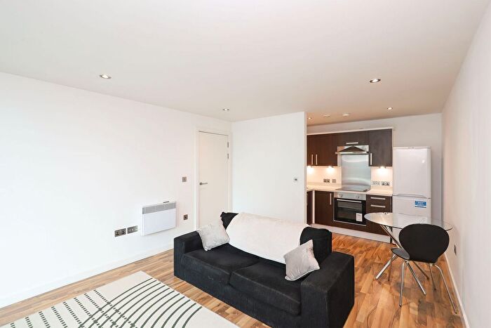 1 Bedroom Flat To Rent In Solly Street, City Point, S1