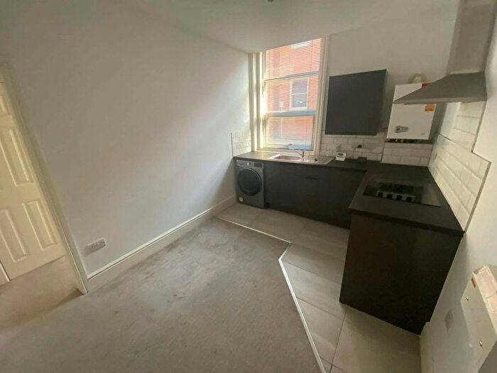 Town House To Rent In Exley Apartments, Pall Mall, Stoke-On-Trent, ST1