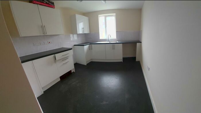 1 Bedroom Apartment To Rent In St. Teilo Street, Pontarddulais, Swansea, SA4
