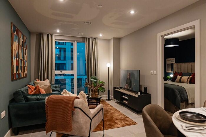 2 Bedroom Apartment To Rent In New York Square, Quarry Hill, Leeds, West Yorkshire, LS2