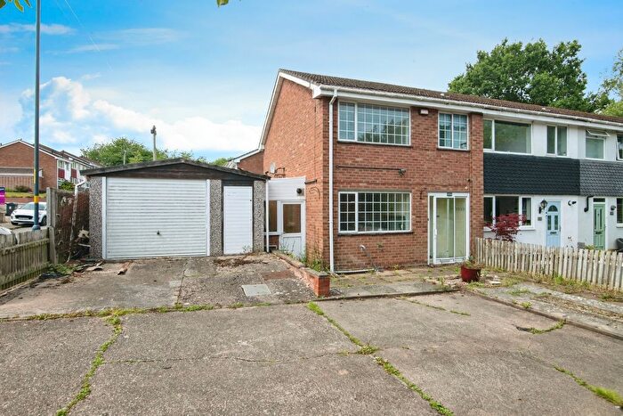 3 Bedroom Semi Detached House For Sale In Ambleside, Birmingham, West Midlands, B32