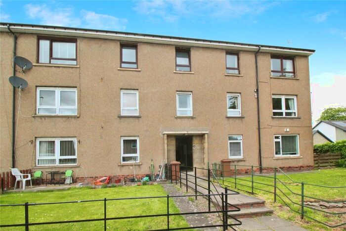 3 Bedroom Flat To Rent In Foggyley Gardens, Dundee, Angus, DD2