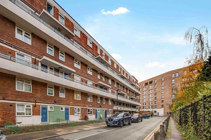3 Bedroom Flat For Sale In Weymouth Terrace, London, E2