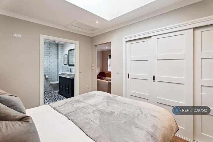 1 Bedroom Flat To Rent In Swiss Farm, Henley-On-Thames, RG9