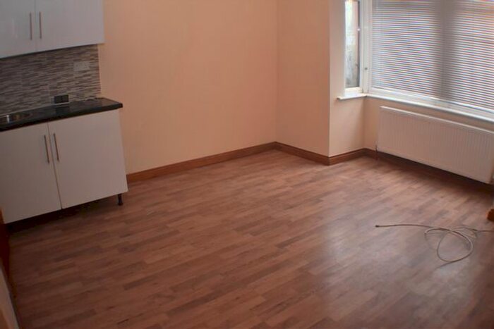 Studio To Rent In Millbrook Road, London, N9