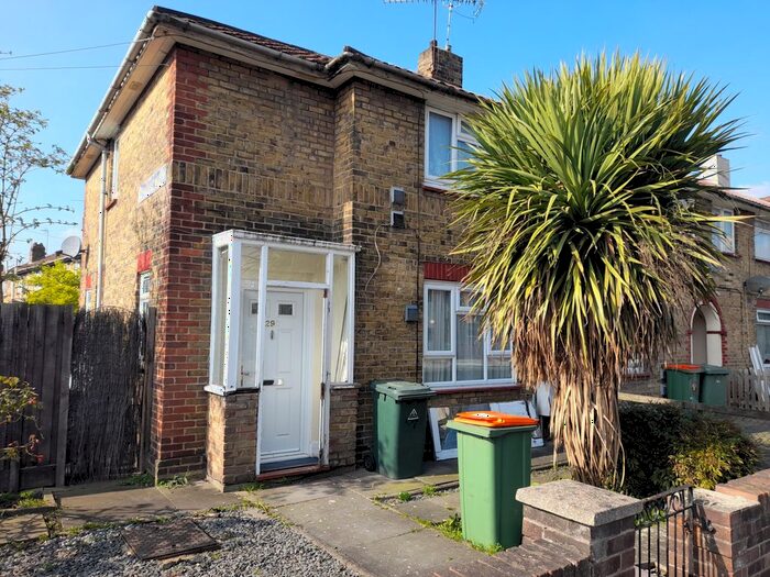 3 Bedroom End Of Terrace House To Rent In Prince Regent Lane, London, E16
