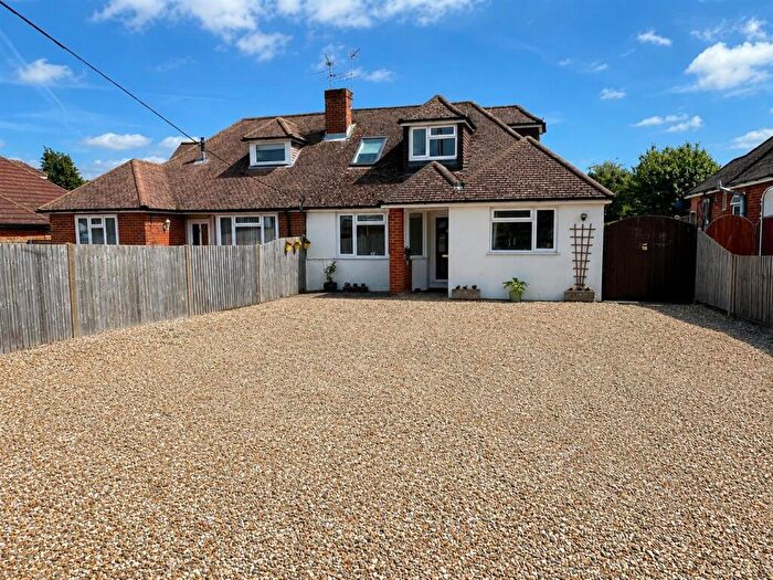 4 Bedroom Semi-Detached Bungalow For Sale In Buckskin Lane, Basingstoke, RG22
