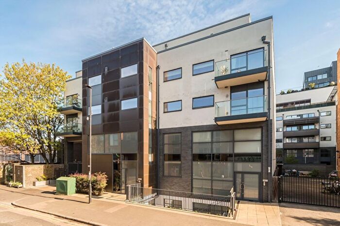 1 Bedroom Flat For Sale In Singer Mews, Clapham, SW4