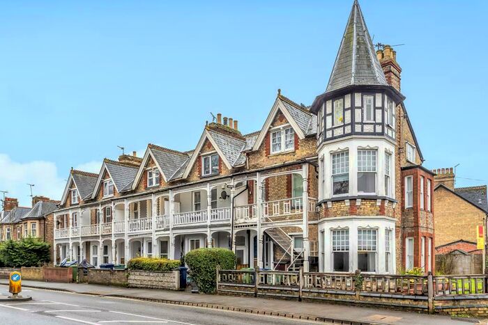 2 Bedroom Apartment To Rent In Abingdon Road, Oxford, OX1