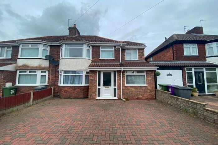 4 Bedroom Property To Rent In Kingsway Road, Wolverhampton, WV10