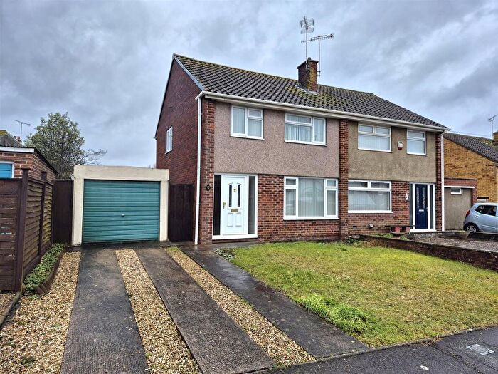 3 Bedroom Semi-Detached House For Sale In Mendip Rise, Locking, Weston-Super-Mare, BS24