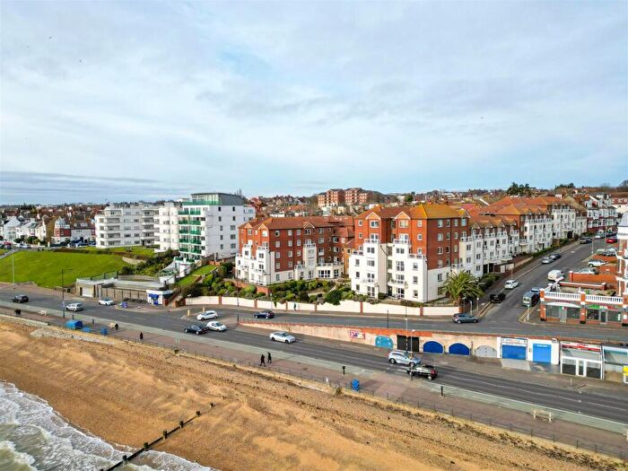 1 Bedroom Retirement Property For Sale In Holland Road, Westcliff-on-Sea, SS0