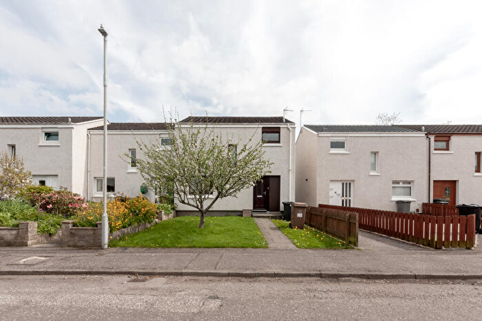 2 Bedroom End Of Terrace House For Sale In Princess Road, Dyce, Aberdeen, AB21