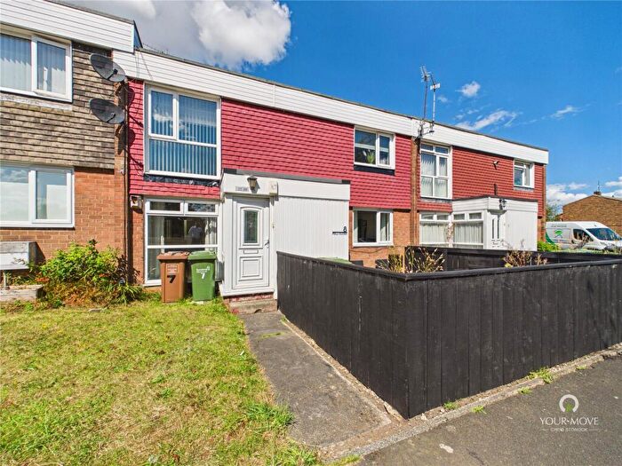 2 Bedroom Terraced House For Sale In Fell Close, Albany, Washington, NE37