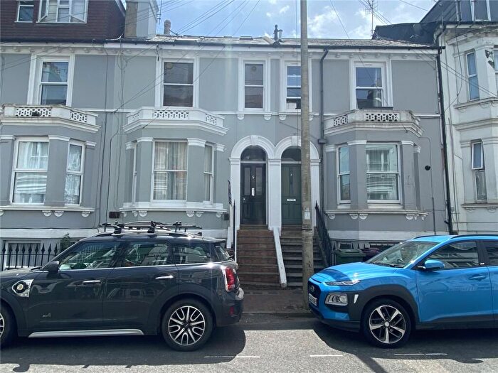 1 Bedroom Flat To Rent In Dudley Road, Tunbridge Wells, TN1