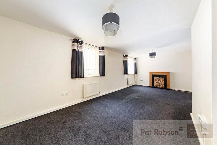 3 Bedroom Apartment To Rent In Ryal Walk Flat, Kenton Bar, Newcastle Upon Tyne, NE3