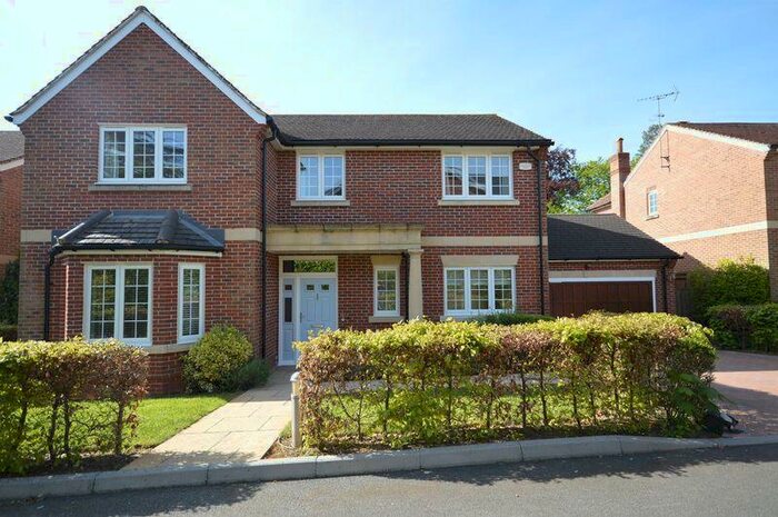 5 Bedroom Detached House To Rent In Howe Drive Beaconsfield, HP9