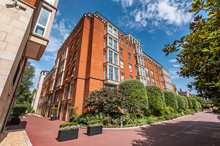 1 Bedroom Flat For Sale In Coleridge Gardens, London, SW10