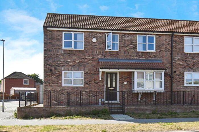 2 Bedroom Semi-Detached House For Sale In Marfleet Avenue, Hull, HU9