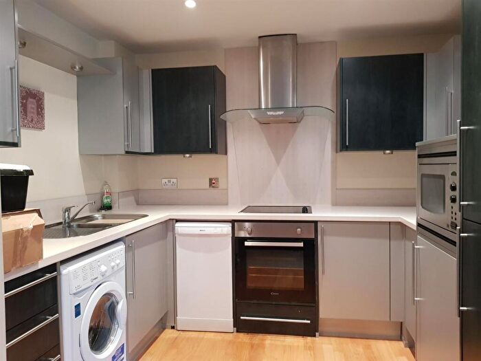 2 Bedroom Apartment To Rent In Landmark Place, Churchill Way, CF10