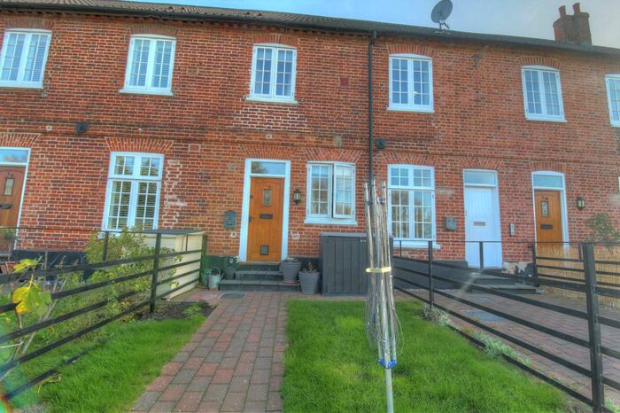 2 Bedroom Terraced House For Sale In Heckingham Park Drive, Norwich, NR14