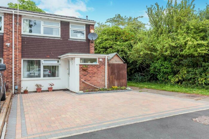 3 Bedroom End Of Terrace House To Rent In Woodlands Fleet, GU51