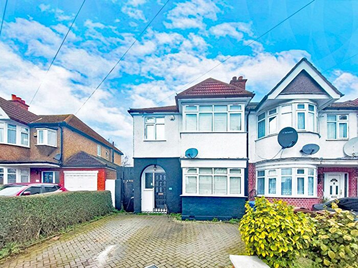3 Bedroom End Terrace House For Sale In Torbay Road, Rayners Lane, Harrow, HA2