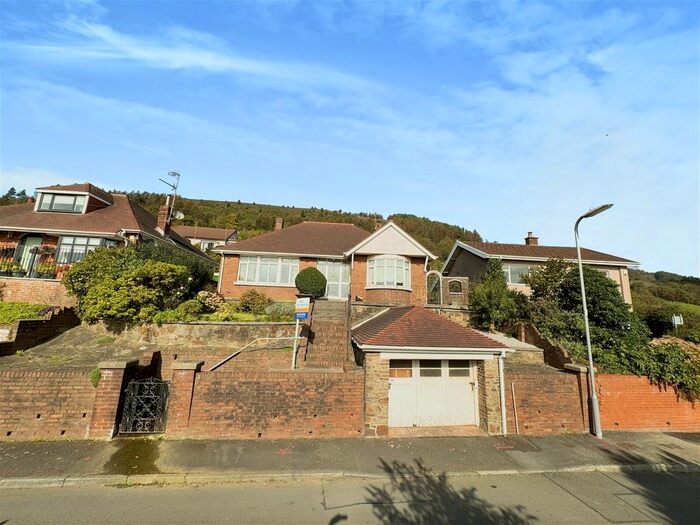 3 Bedroom Bungalow For Sale In Gwar Y Caeau, Port Talbot, SA13