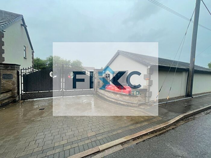 2 Bedroom Bungalow To Rent In Bungalow Westonia, Palmers Road, Fengate, Peterborough, Cambridgeshire, PE1