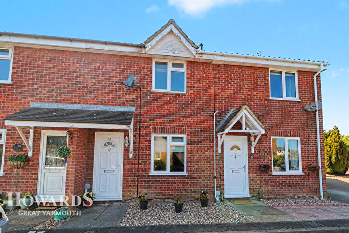 2 Bedroom Terraced House For Sale In Dover Court, Caister-on-Sea, NR30