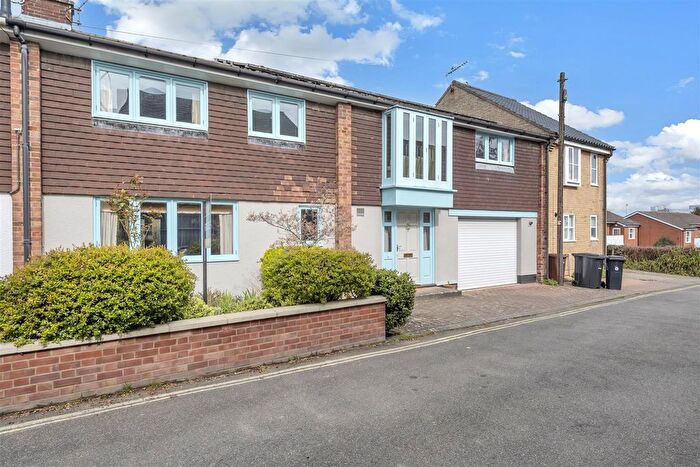3 Bedroom Town House For Sale In Schoolhall Lane, Bury St. Edmunds, IP33