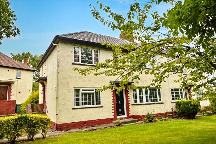 2 Bedroom Apartment For Sale In Otterburn Gardens, Adel, Leeds, West Yorkshire, LS16