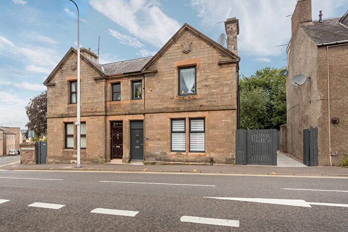 3 Bedroom Villa For Sale In Strathmore Street, Perth, PH2