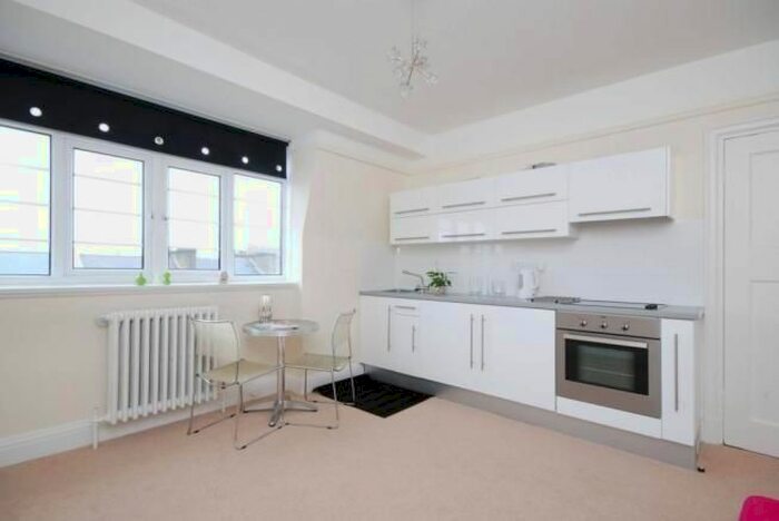 Studio To Rent In Pembroke Road, London, W8