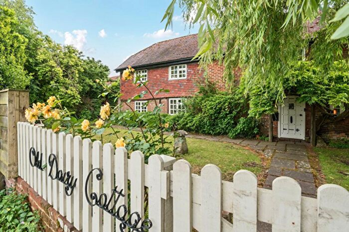 3 Bedroom Cottage For Sale In Salisbury Road, Breamore, SP6