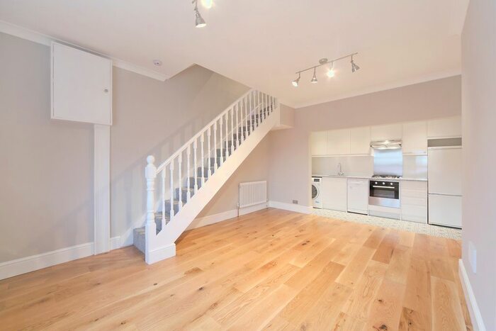 1 Bedroom Property To Rent In Worple Road, London, SW20