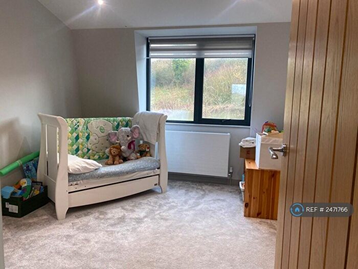 4 Bedroom End Of Terrace House To Rent In Old Garden, Bruton, BA10