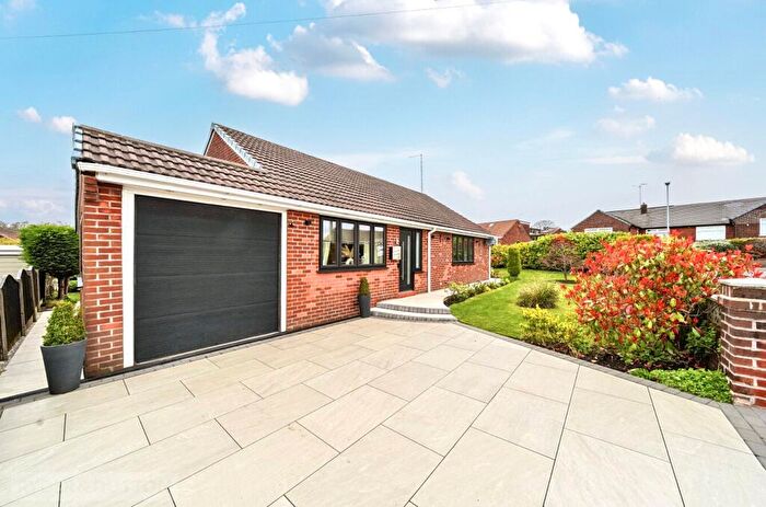 3 Bedroom Detached Bungalow For Sale In Ullswater Avenue, Royton, Oldham, Greater Manchester, OL2