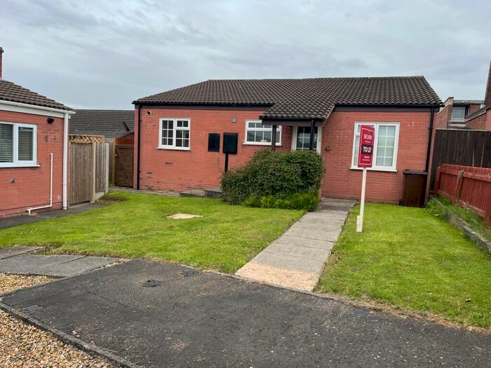 2 Bedroom Bungalow To Rent In Beaumont Gardens, Melton Mowbray, LE13