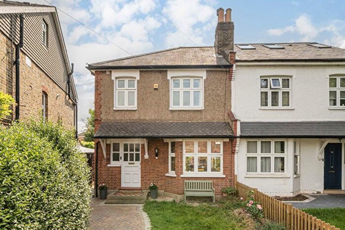 3 Bedroom Semi-Detached House To Rent In Cobham Road, Kingston Upon Thames, KT1